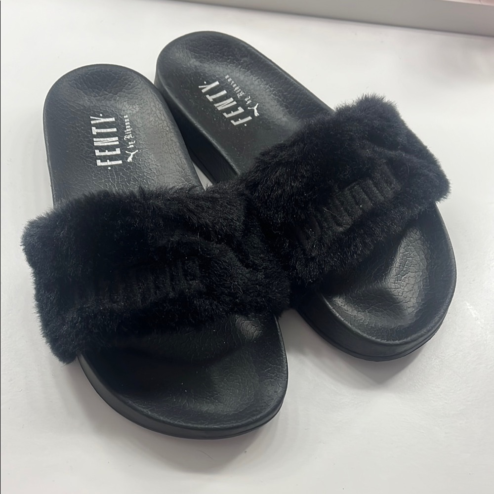 Fenty Beauty Black Minimalist Slippers
